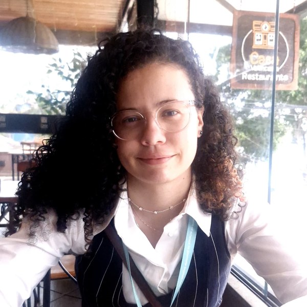 Photo of Alice Carvalho Barros
